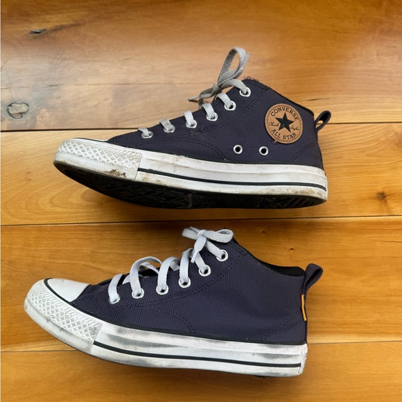 Converse Chuck Taylor All Star in Dark Blue and White - Picture 7 of 9